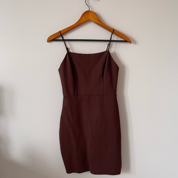Astr Dresses & Skirts - ASTR The Label Burgundy Dress
